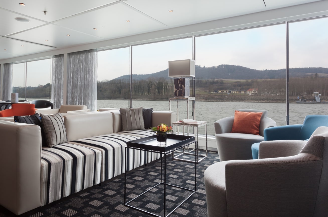 CRUCEROS FLUVIALES DE LUJO SCENIC RIVER LUXURY CRUISES RHINE DANUBE RIVER CRUISES SCENIC CRUISES #CrucerosDeLujo #CrucerosFluviales #CrucerosFluvialesDeLujo #ScenicRiverCruises #ScenicCruises #Scenic #Cruceros #LuxuryCruises #LuxuryTravel #Cruceroclick